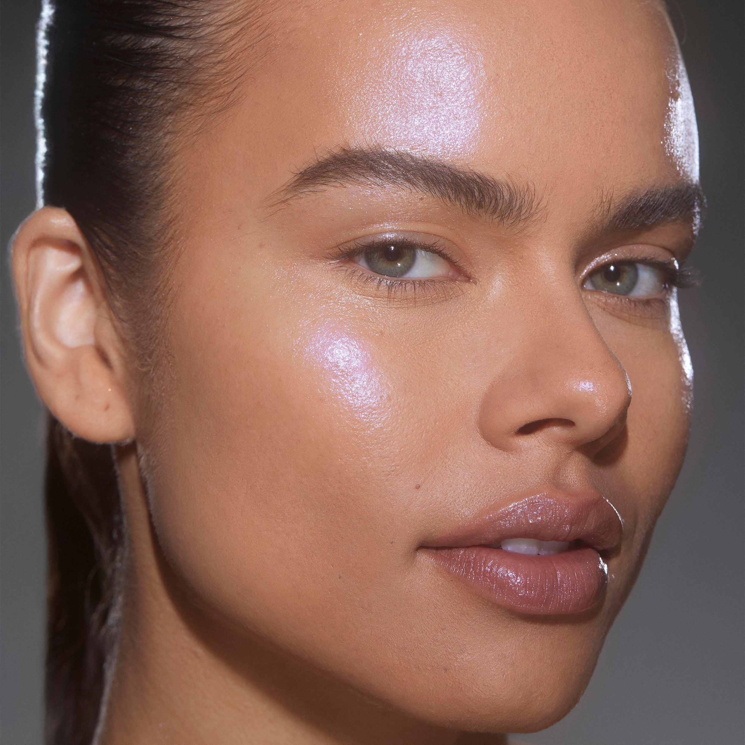 Kylie Cosmetics Dewy バームスティック Dewy Balm Stick | Kylie Cosmetics by Kylie Jenner