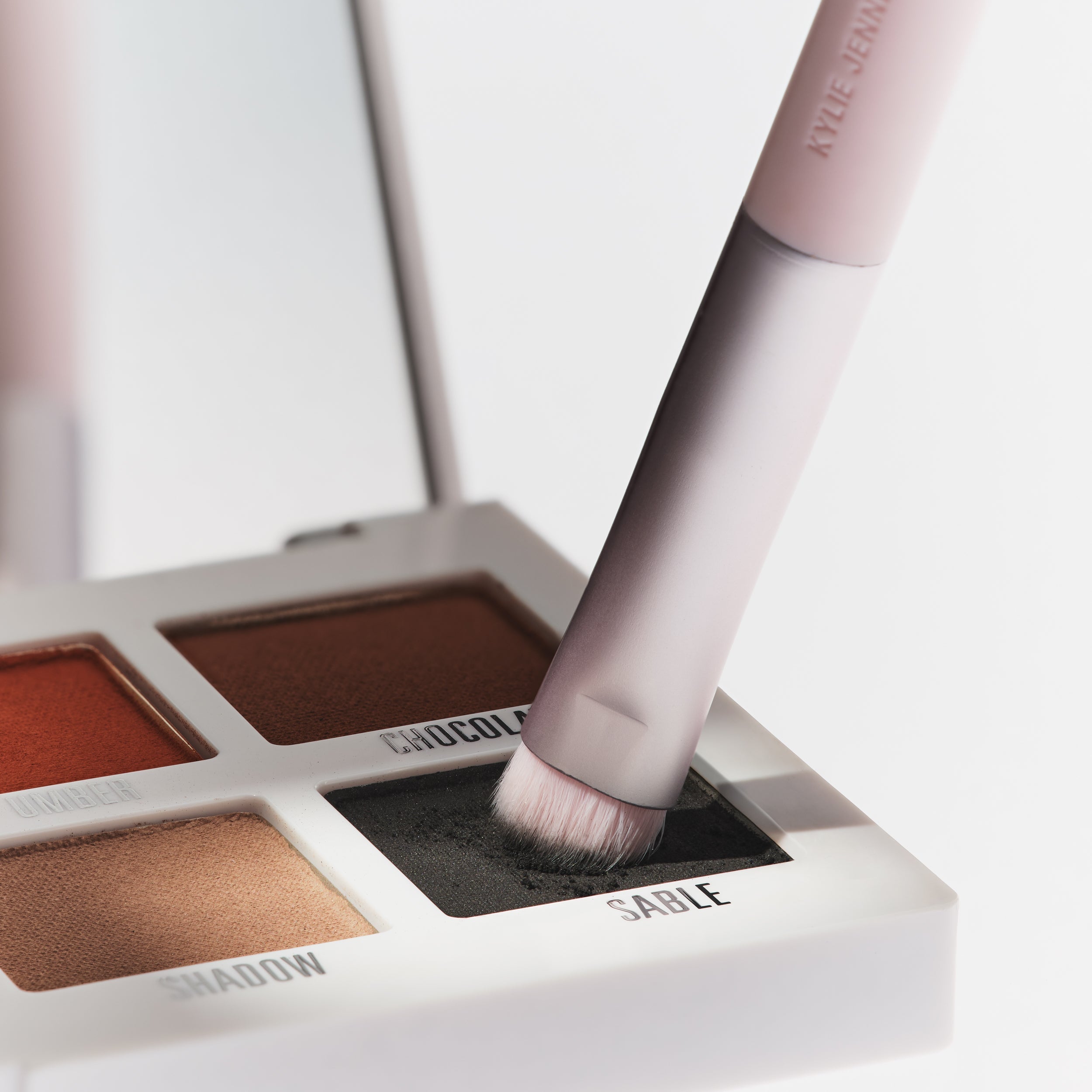 Eyeshadow Shader Brush 06 | Kylie Cosmetics by Kylie Jenner