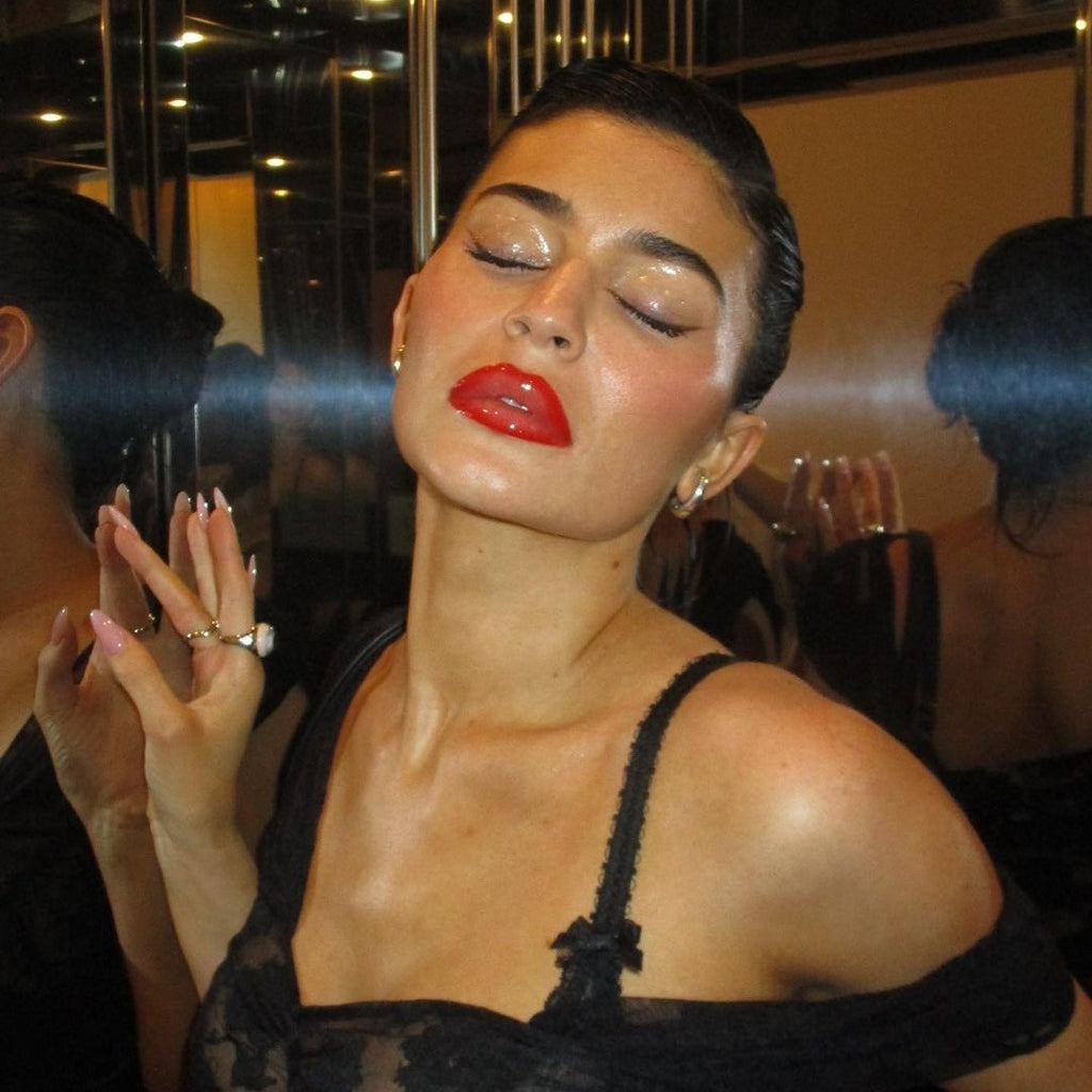 Boss Matte Lip Kit & Match My Energy Gloss Drip Kylie Cosmetics