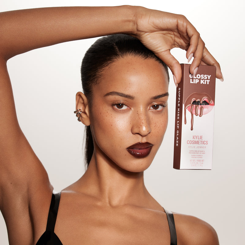 Instagram Post 7: Model with Espresso Lip Kit