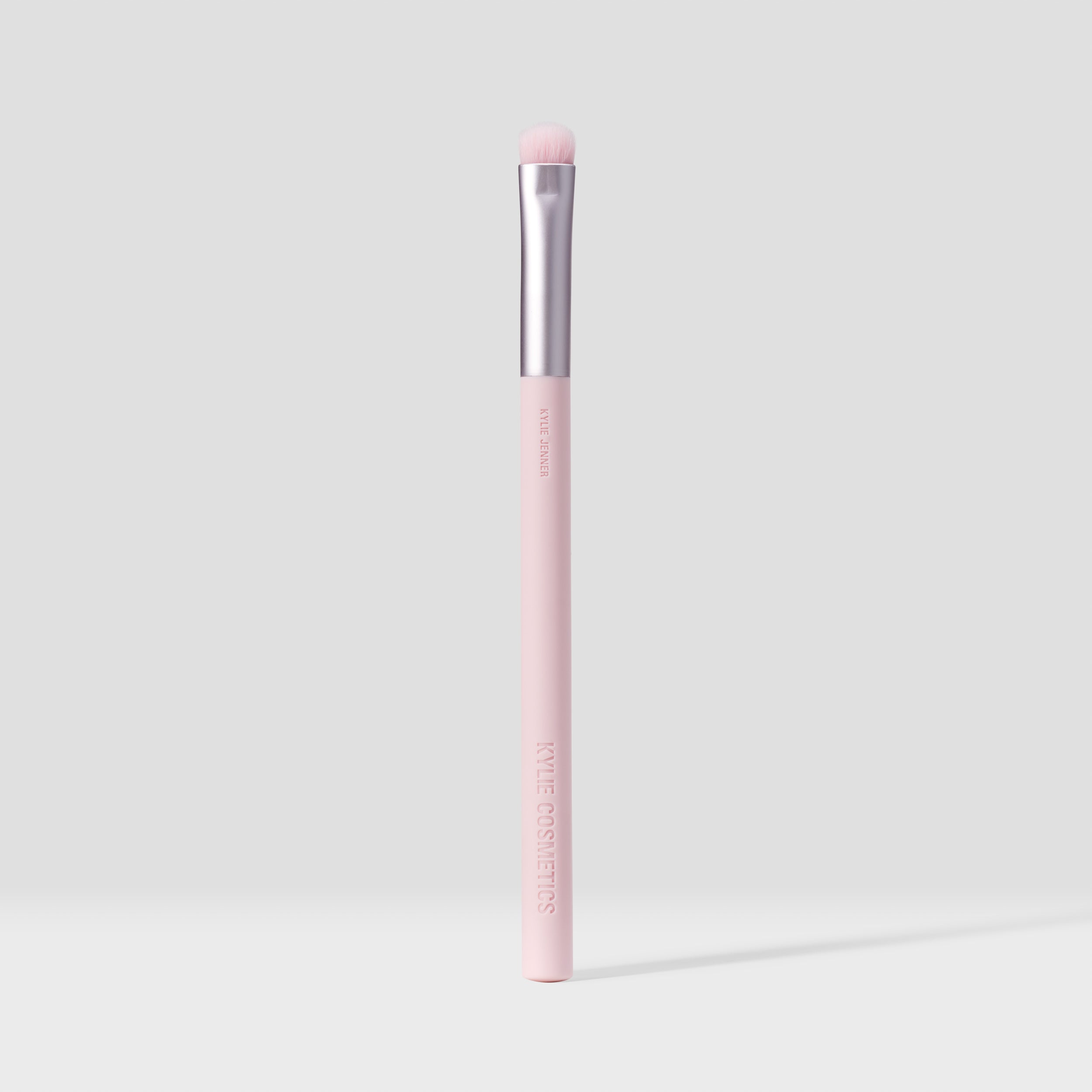 Eyeshadow Shader Brush 06 | Kylie Cosmetics by Kylie Jenner