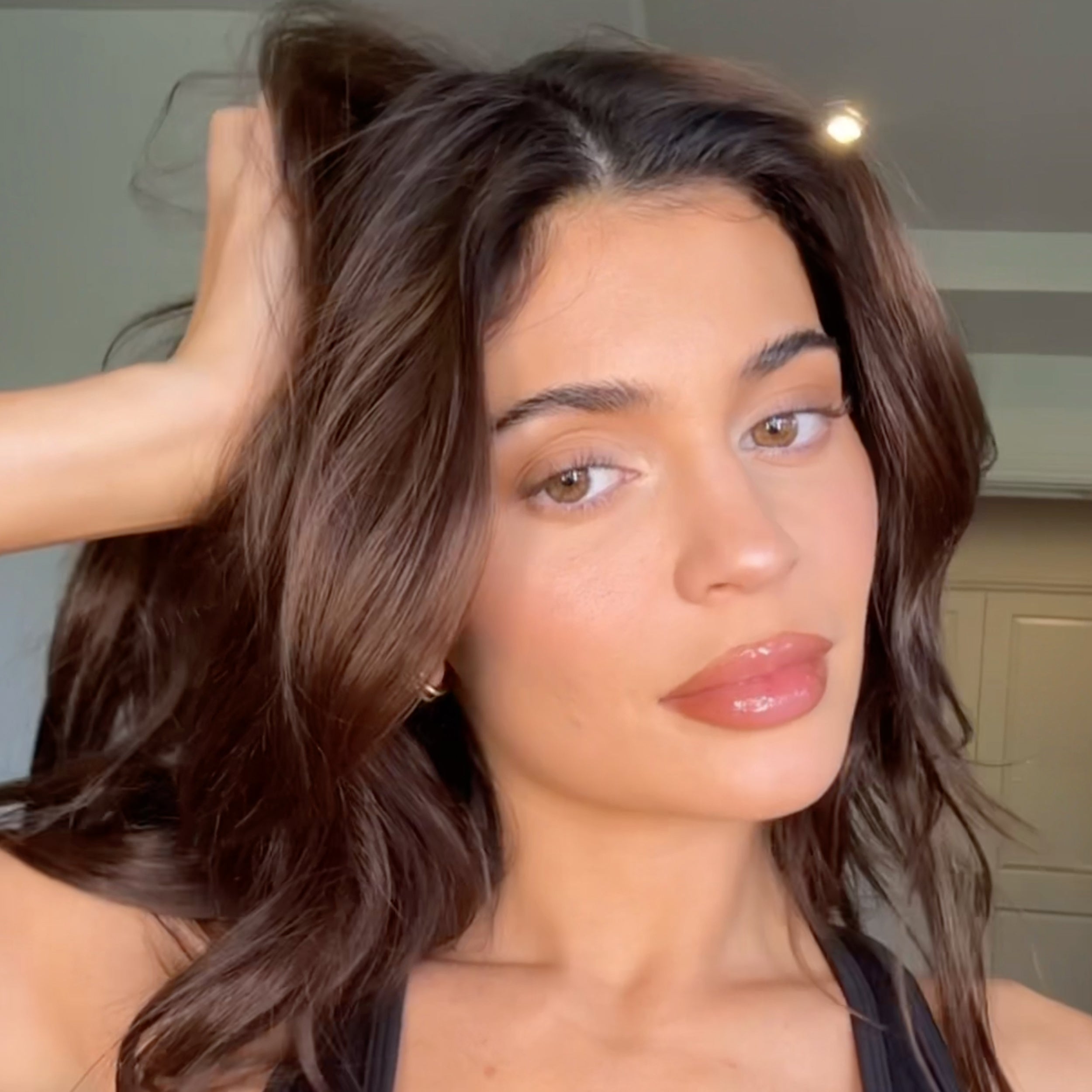 kylie_s_bronzy_glam_look_dfe85