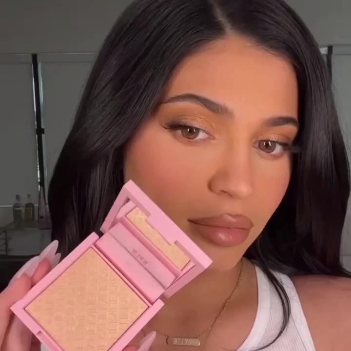 Kylie Cosmetics Kylighter Powder