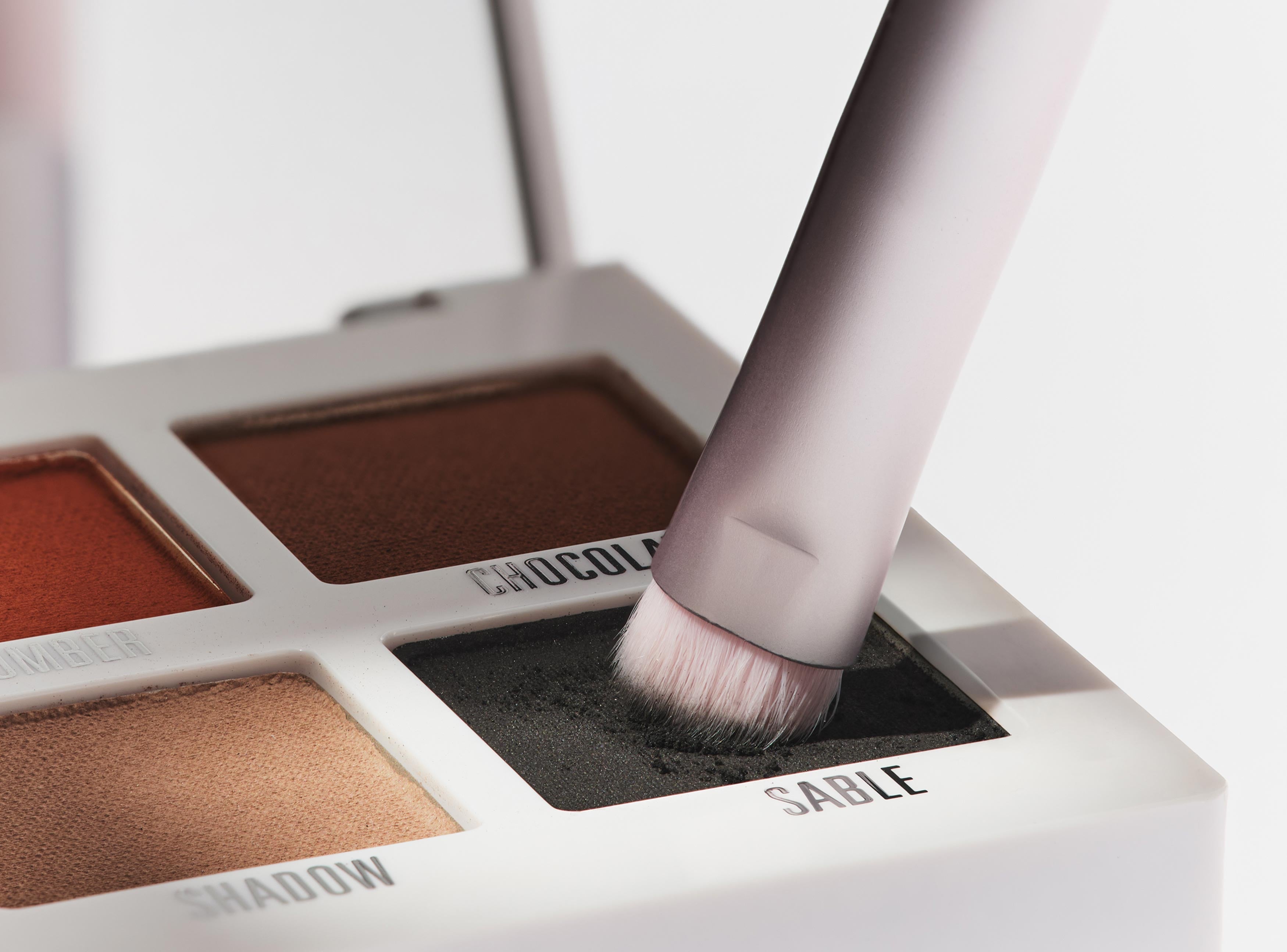 Eyeshadow Shader Brush 06 | Kylie Cosmetics by Kylie Jenner