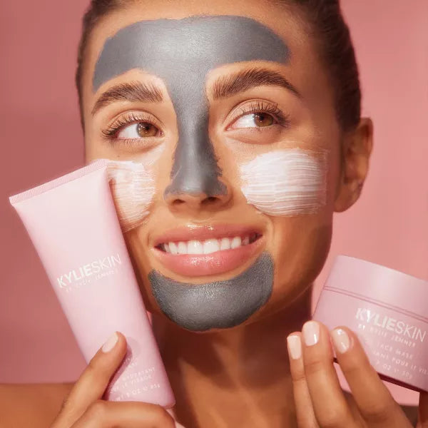 Face Mask Brush Kylie Skin by Kylie Jenner Kylie Cosmetics